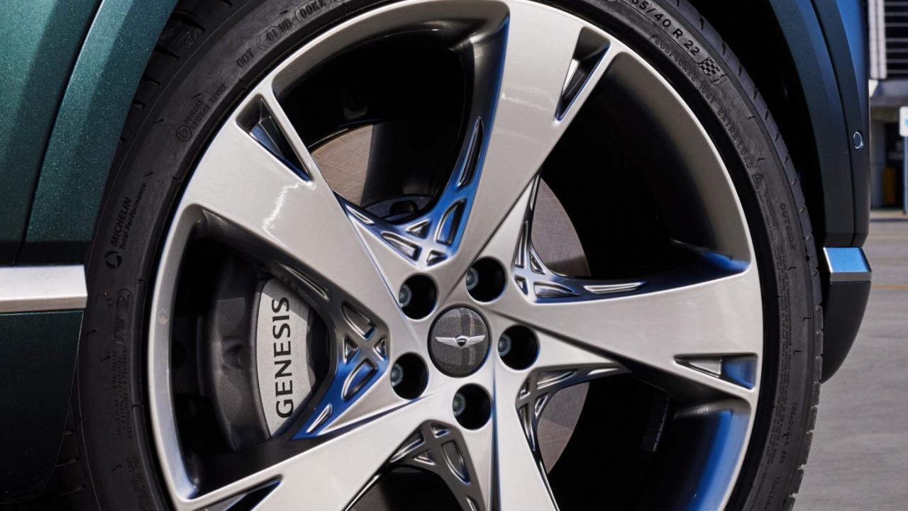 2022 Genesis GV80 Luxury review