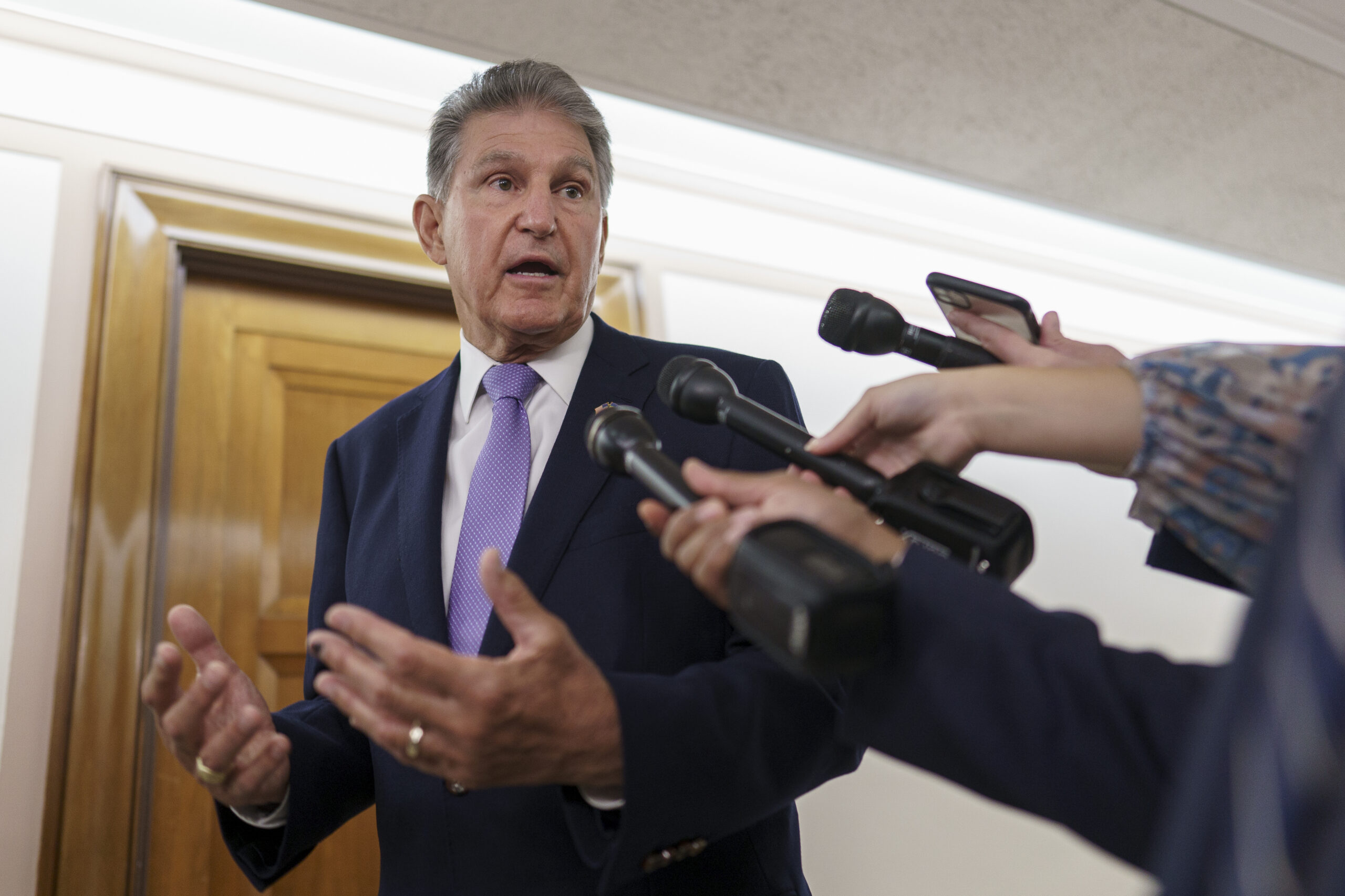 Manchin to Sinema: Believe in this bill