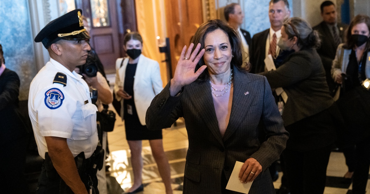 US Senate approves bill to fight climate change, cut drug costs |  Business and EconomyNews