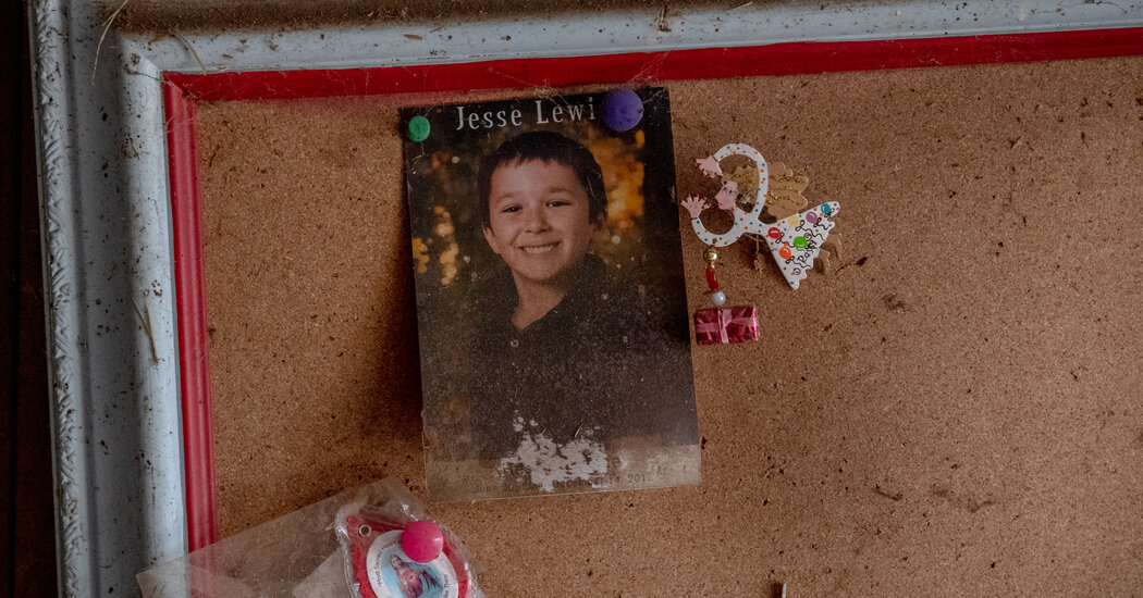 A Sandy Hook Mother Confronts Alex Jones During Trial