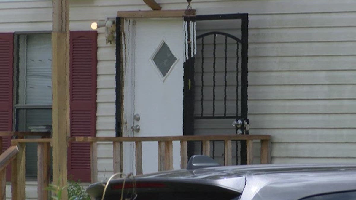 Alabama Girl Was Kept Captive With Remains of Mother and Brother – NBC 7 San Diego