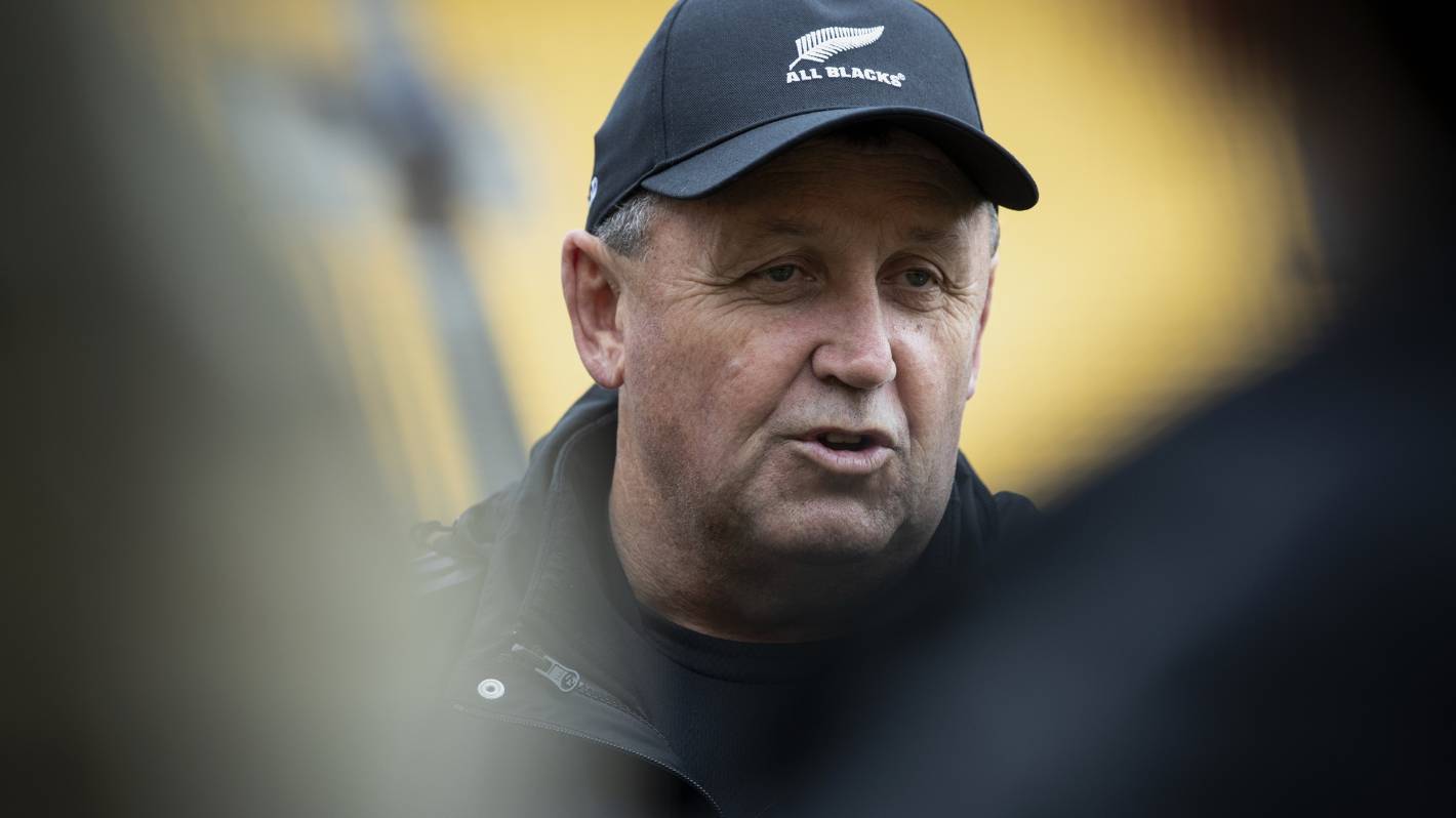 All Blacks v South Africa: Coach Ian Foster says team has 'got to be smart' to beat the Boks