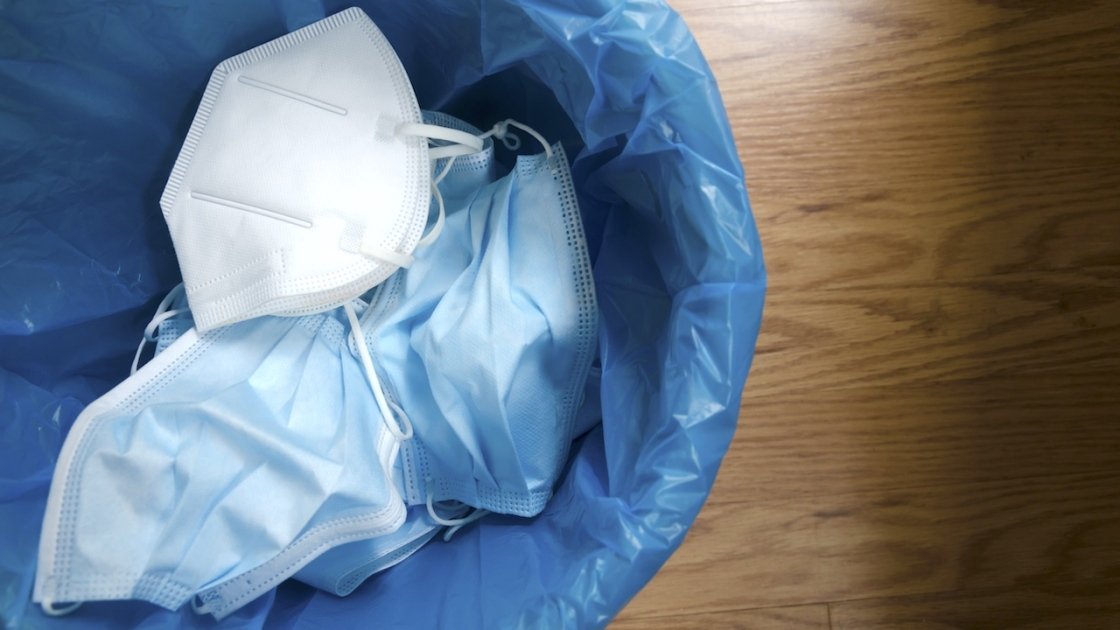 Apple Drops Mask Mandate at 'Most' Corporate Locations