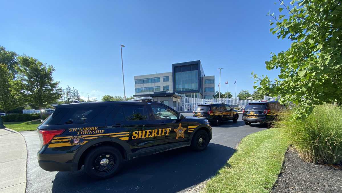 Armed attempting to breach FBI office leads to pursuit