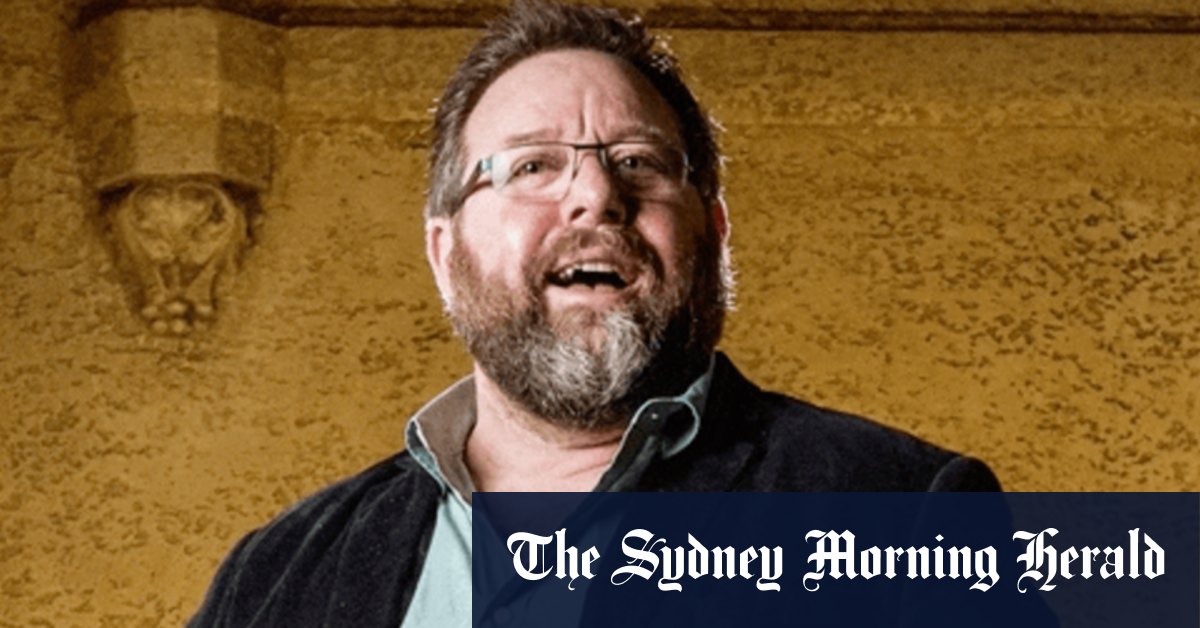 As Melbourne season opens, watch Shane Jacobson transform into Edna Turnblad