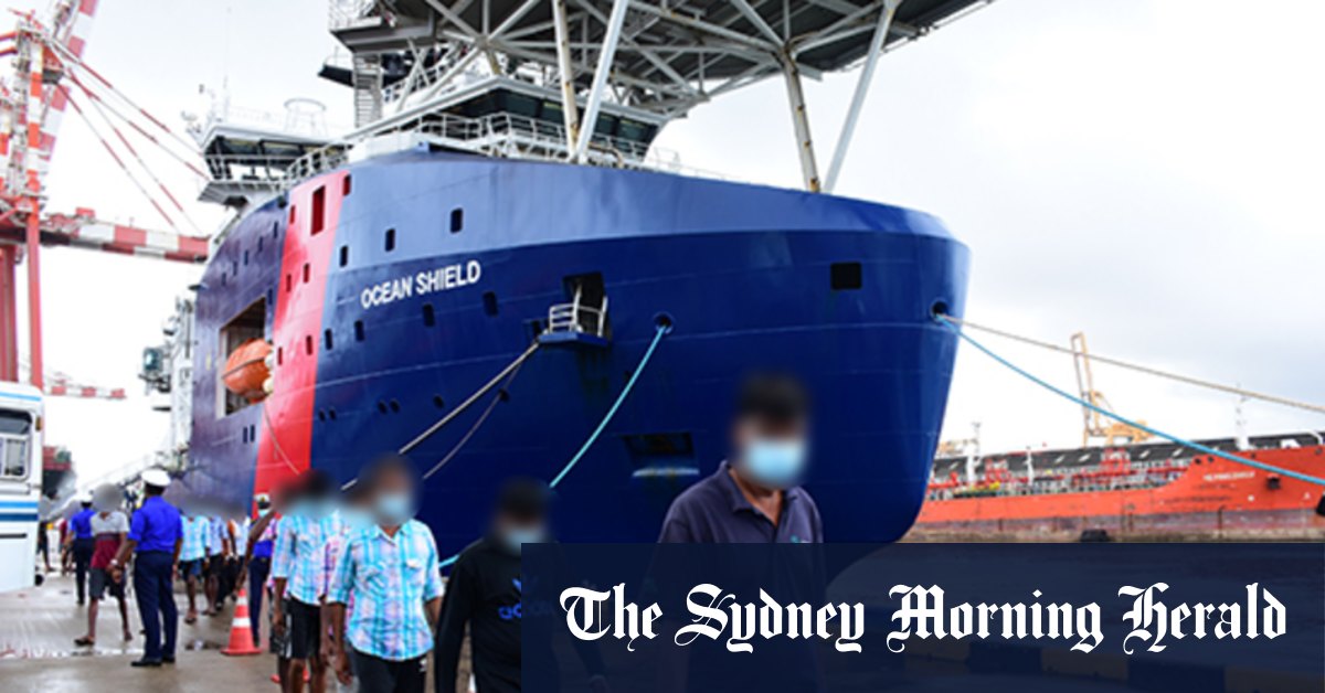 Australian Border Force ship docks in Colombo to return 46 men