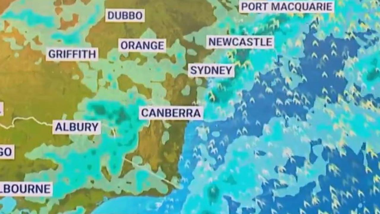 Australian weather: States brace for cold snap, rain and major flood warnings
