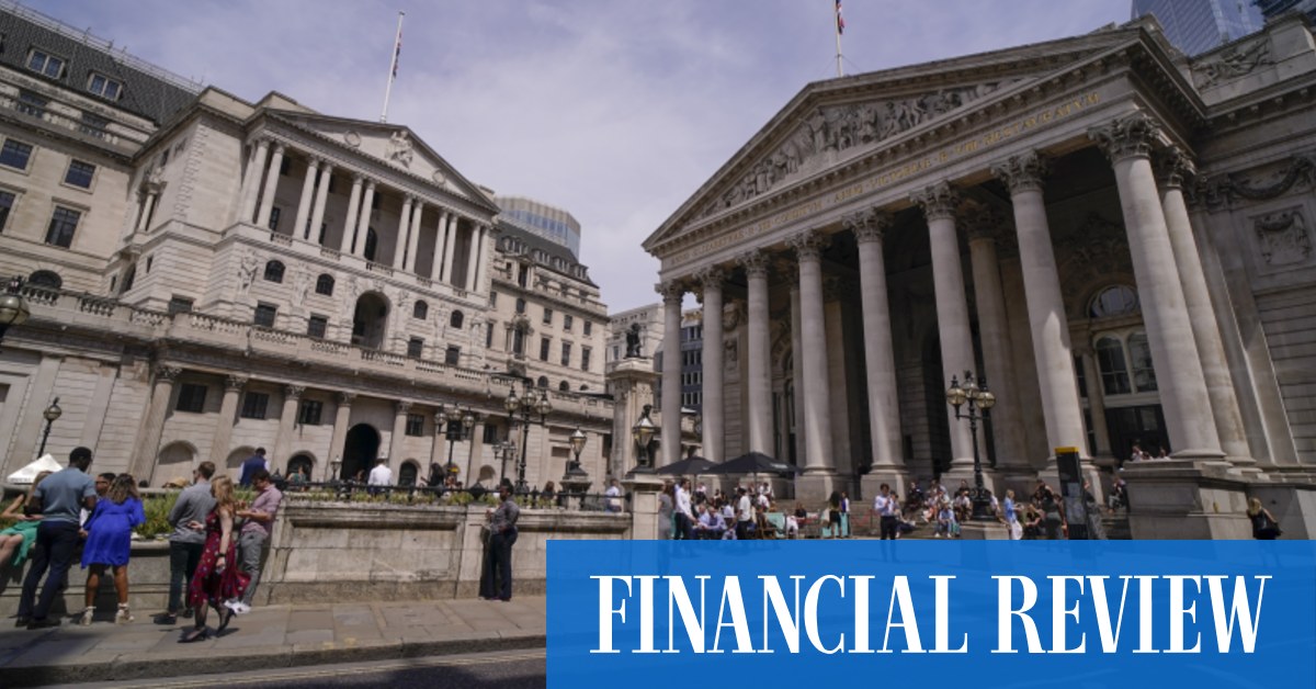 Bank of England raises 0.5pc to 1.75pc, warns of long recession