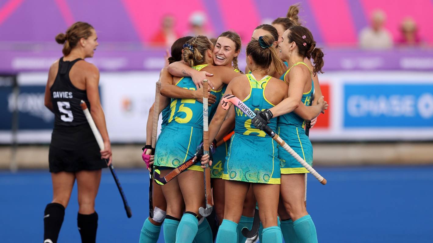 Black Sticks suffer defeat to Australia but Commonwealth Games defense still alive
