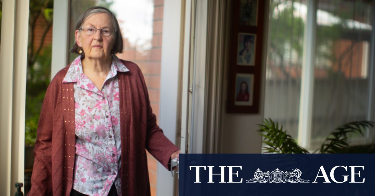 Boroondara elderly residents abandoned by private aged care provider after council exit