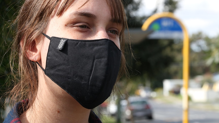 Christmas could be in jeopardy for a third year as COVID-19 waves set to continue indefinitely, experts warn