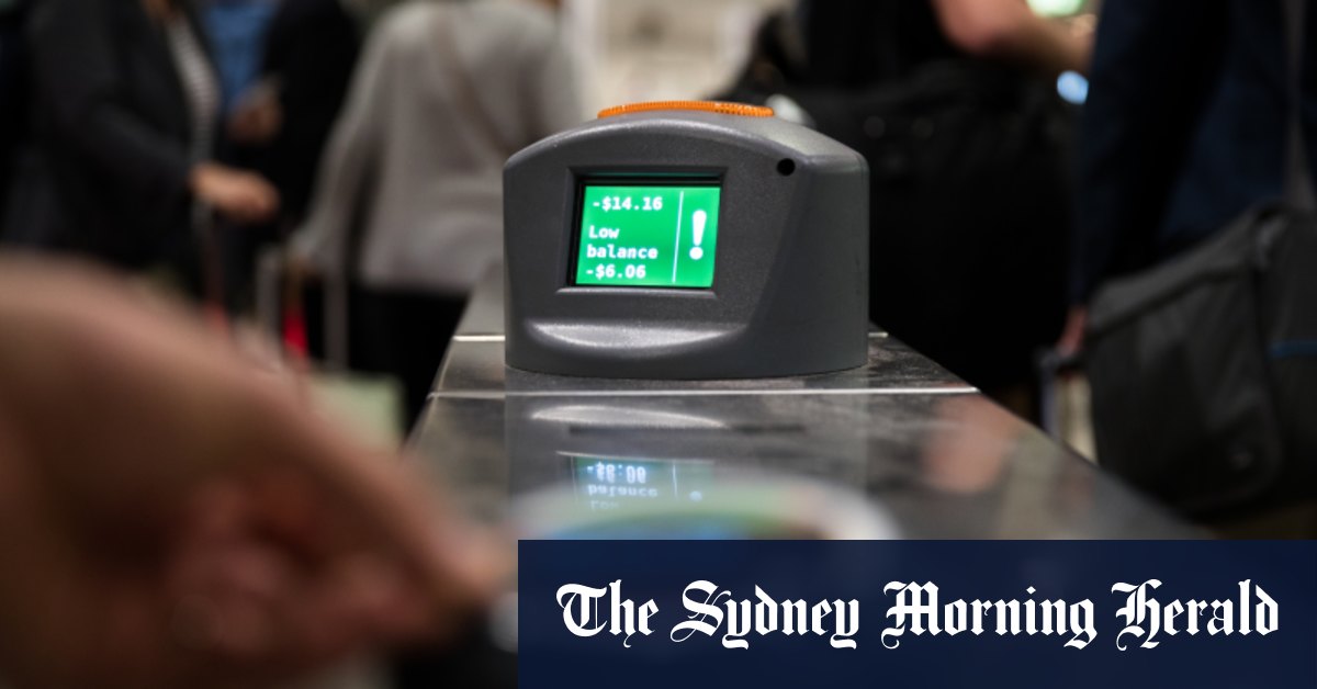 Commuters urged to tap Opal readers despite gates being open