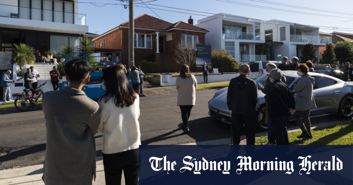 Cost of negative gearing tax breaks to rise, economists say