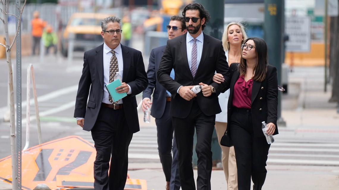 Dentist found guilty in wife's death on 2016 African safari