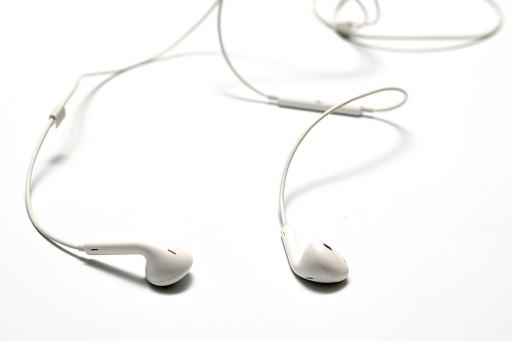 Earbuds may soon detect ear infections, other ailments - UBNow: News and views for UB faculty and staff