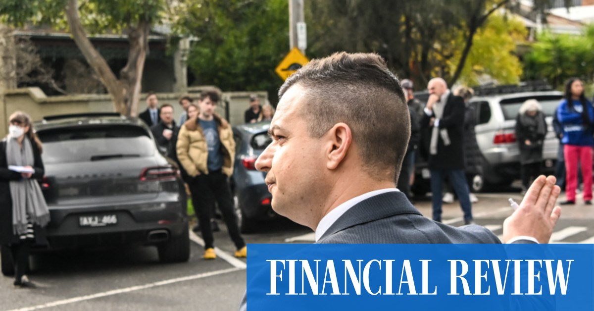 'Easter' quiet hits housing as auctions fall