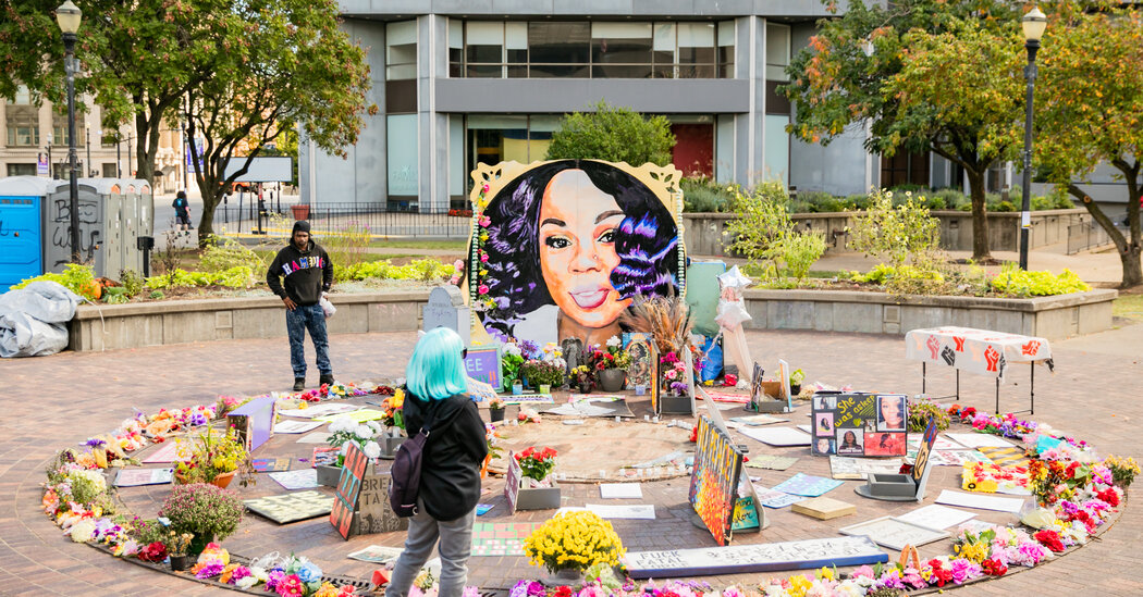 Four Officers Face Federal Charges in Breonna Taylor Raid