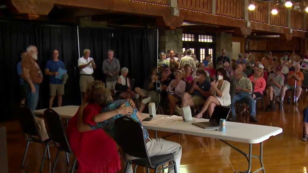 Gunstock Commission formally votes to rehire management team