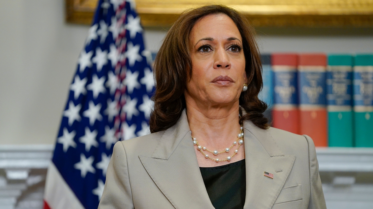Harris moves within six tie-breaking votes of nearly 200-year-old record