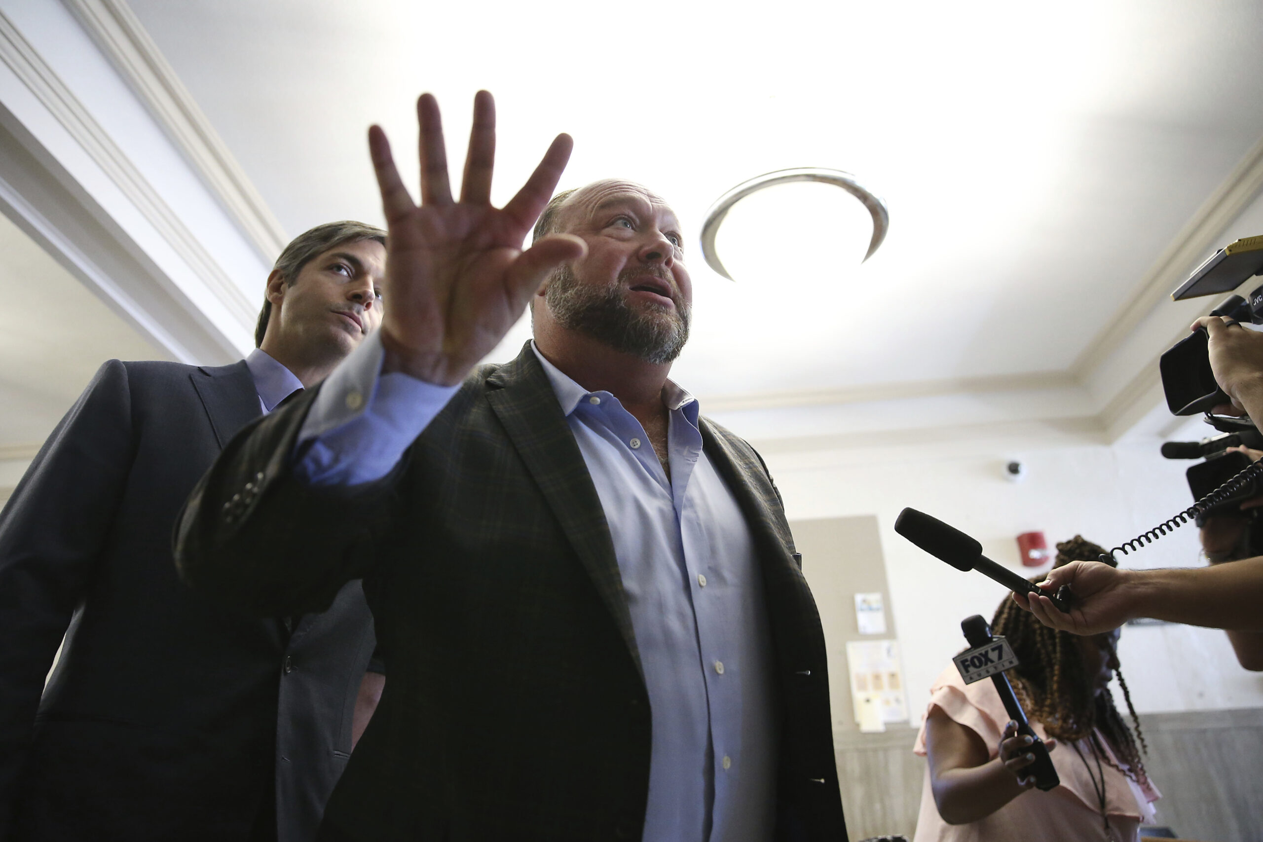 How Alex Jones' behavior impacts him in court