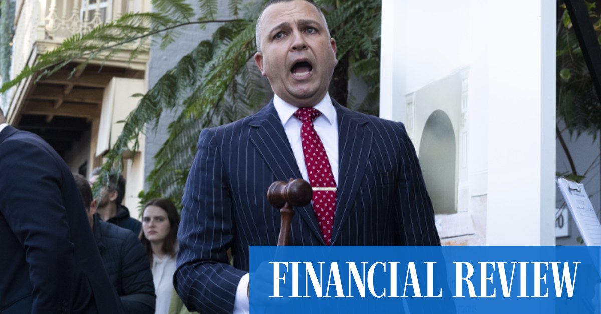 Investors brace for years of slow housing market recovery