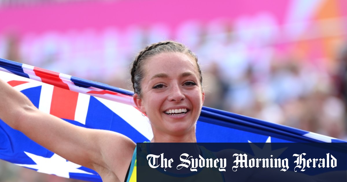 Jemima Montag wins 10,000 meter race walk gold in Birmingham