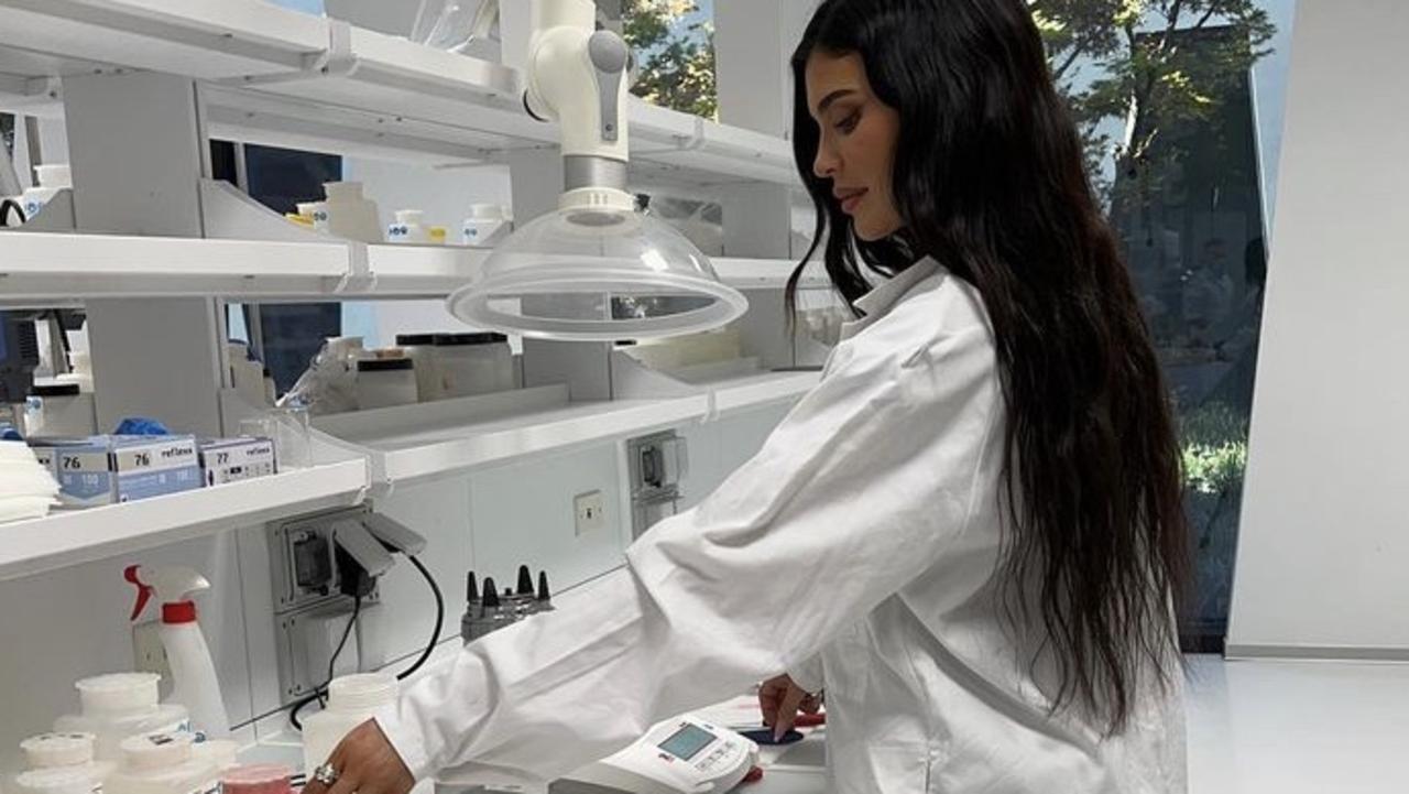 Kylie Jenner forced to reveal truth behind photos of her working in lab