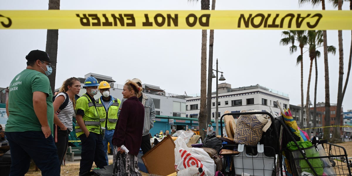 LA Hotel Staff Reacts to Proposal to Open Vacant Rooms to Homeless