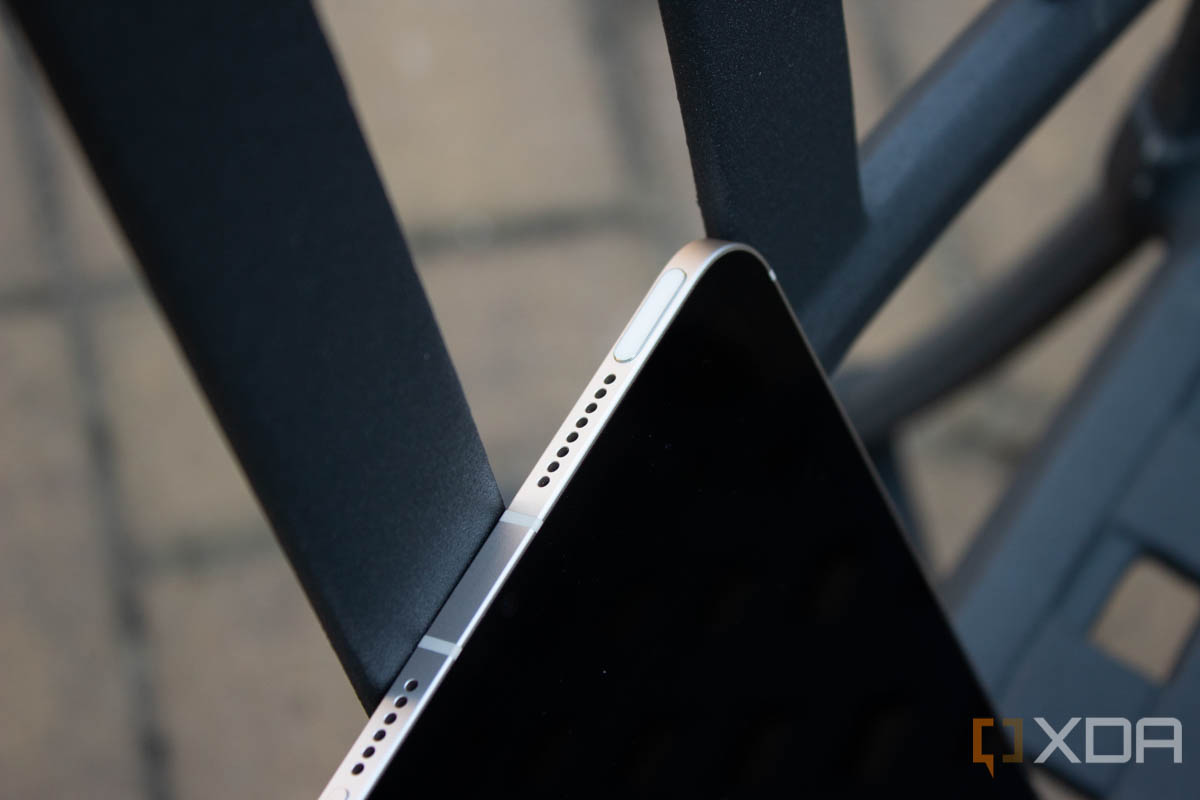 Leaked renders reveal what the redesigned affordable iPad could look like