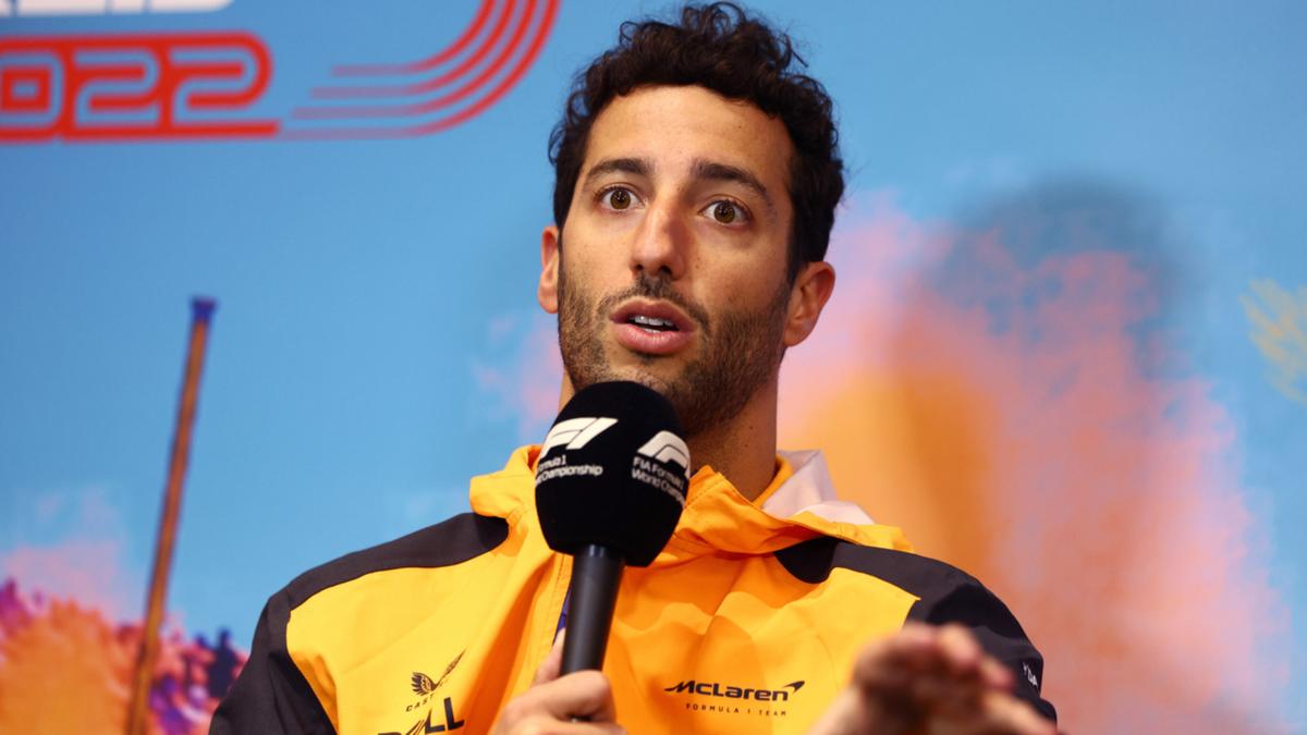 McLaren reportedly sack West Australian Daniel Ricciardo for 2023 Formula One, replaced by Oscar Piastri