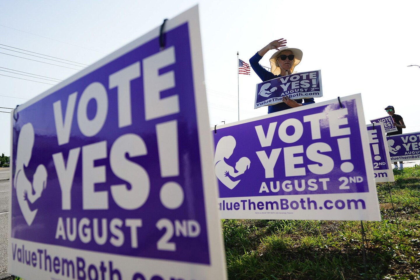 Misleading Kansas abortion texts linked to Republican-aligned firm