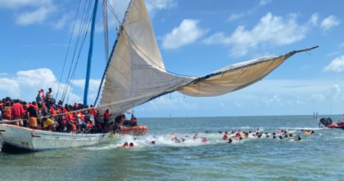More than 300 Haitians found on sailboat grounded near Florida's Key Largo