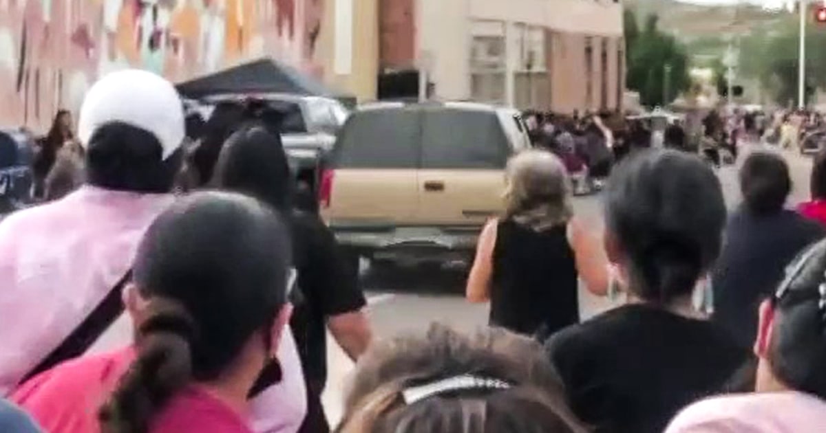 Multiple injured, including two police officers, after vehicle plows through New Mexico parade