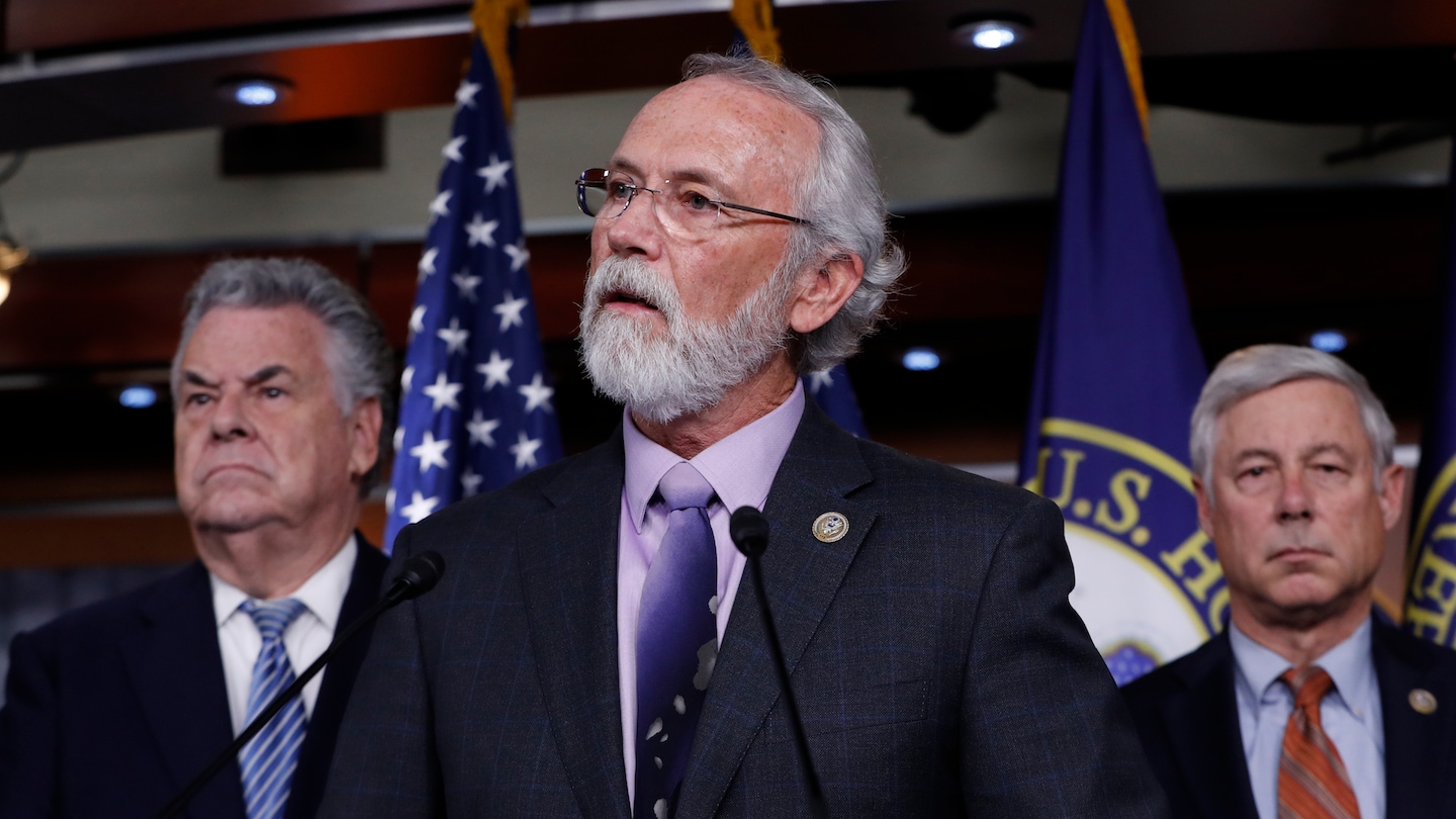 Newhouse, who voted to impeach Trump, will advance to general election in Washington district, AP projects