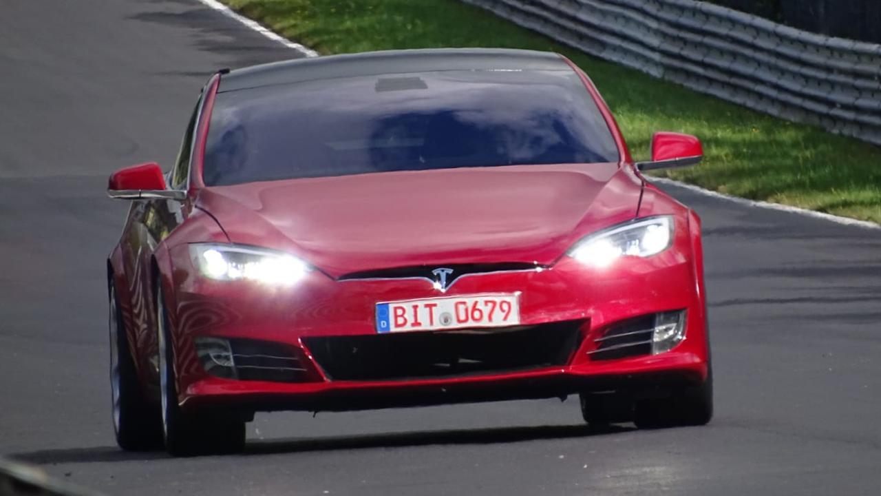 Nurburgring lap record for Porsche Taycan Turbo