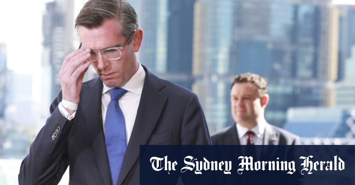 Old boys' club lives on as women leaders cast aside