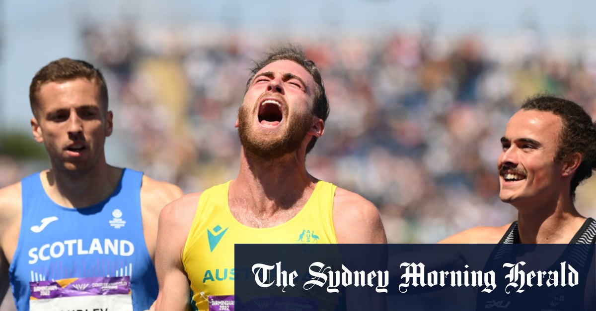 Ollie Hoare 'the new Herb Elliott' wins gold at Commonwealth Games in a race for the ages