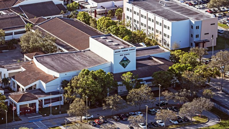 Parkland shooting trial: Jurors to visit Marjory Stoneman Douglas High School today