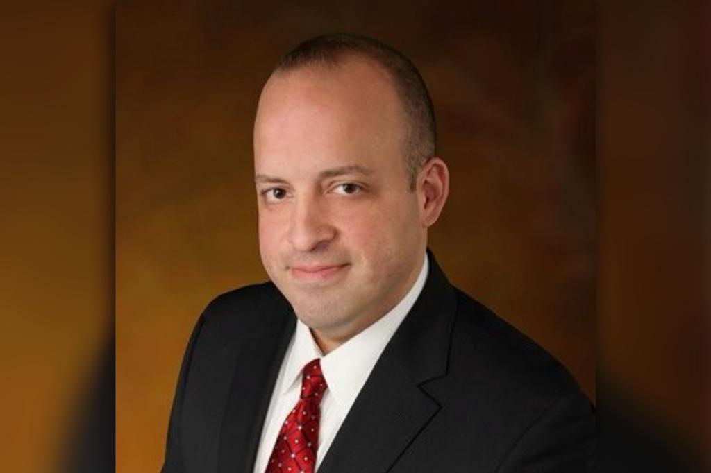 Pennsylvania defense attorney charged with pressing clients into sex