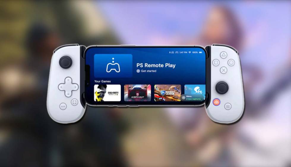 Play with your iPhone like never before with this controller that is licensed by Sony