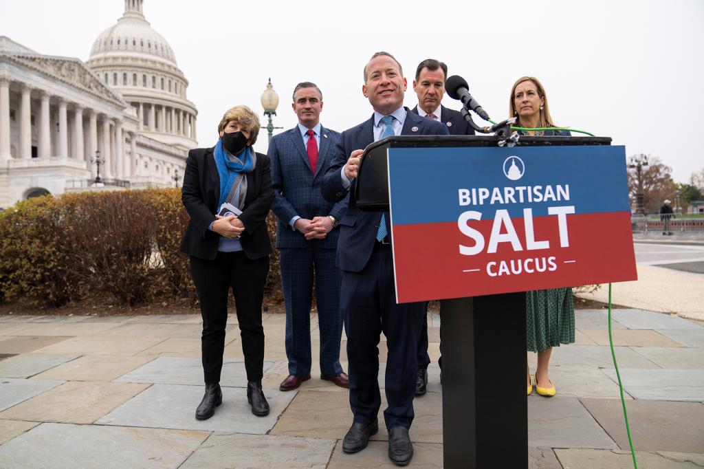 Pro-SALT House Dems say they'll back spending plan