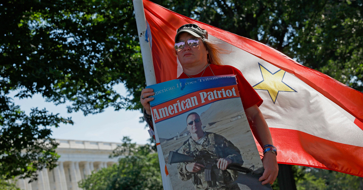 Senate passes veterans health bill after Republicans cave to pressure