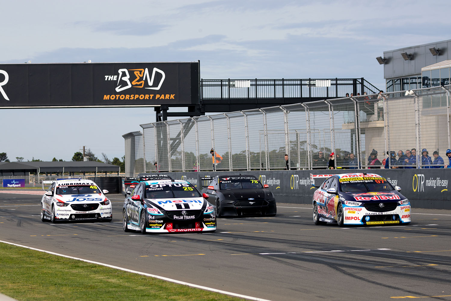 Supercars stakeholder selling out - Speedcafe