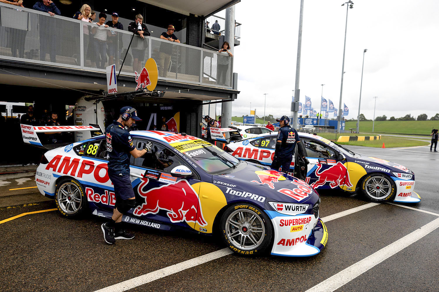 Triple Eight reveals rebrand - Speedcafe