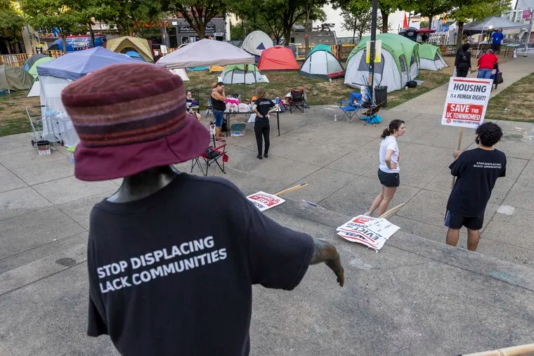 University City Townhomes cleared by Philadelphia Sheriff's Office, residents protest