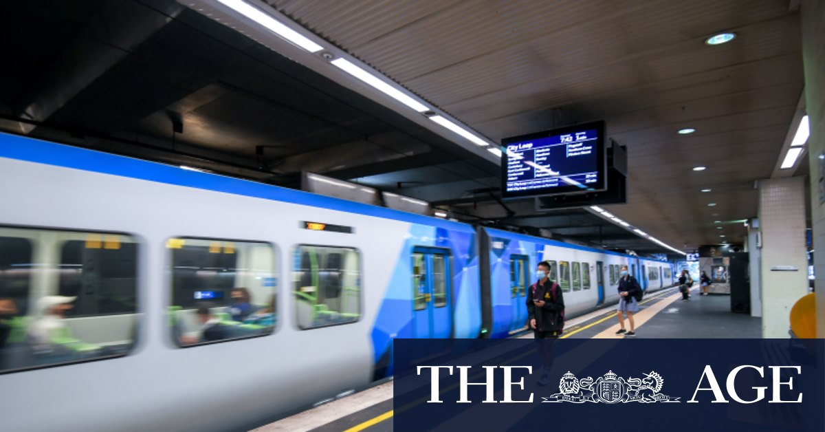 Victorian Coalition pledges free public transport for healthcare workers