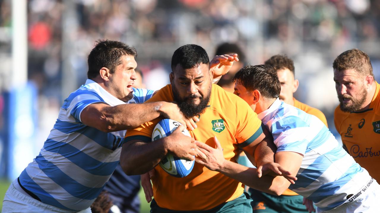 Argentina's Los Pumas wing Emiliano Boffelli (L) reacts after scoring a try at Bicentenario stadium in San Juan on August 13, 2022. Photo: AFP