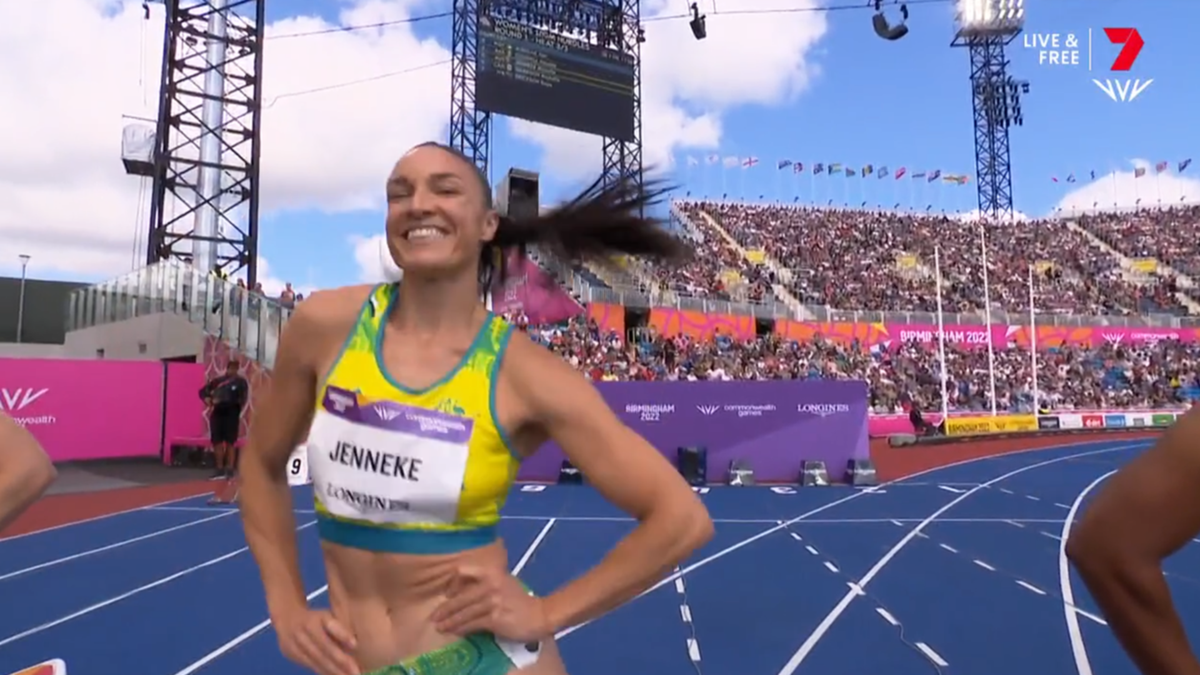 Watch Michelle Jenneke's viral dance just seconds before she smashes the 100m hurdles heat at the 2022 Commonwealth Games in Birmingham