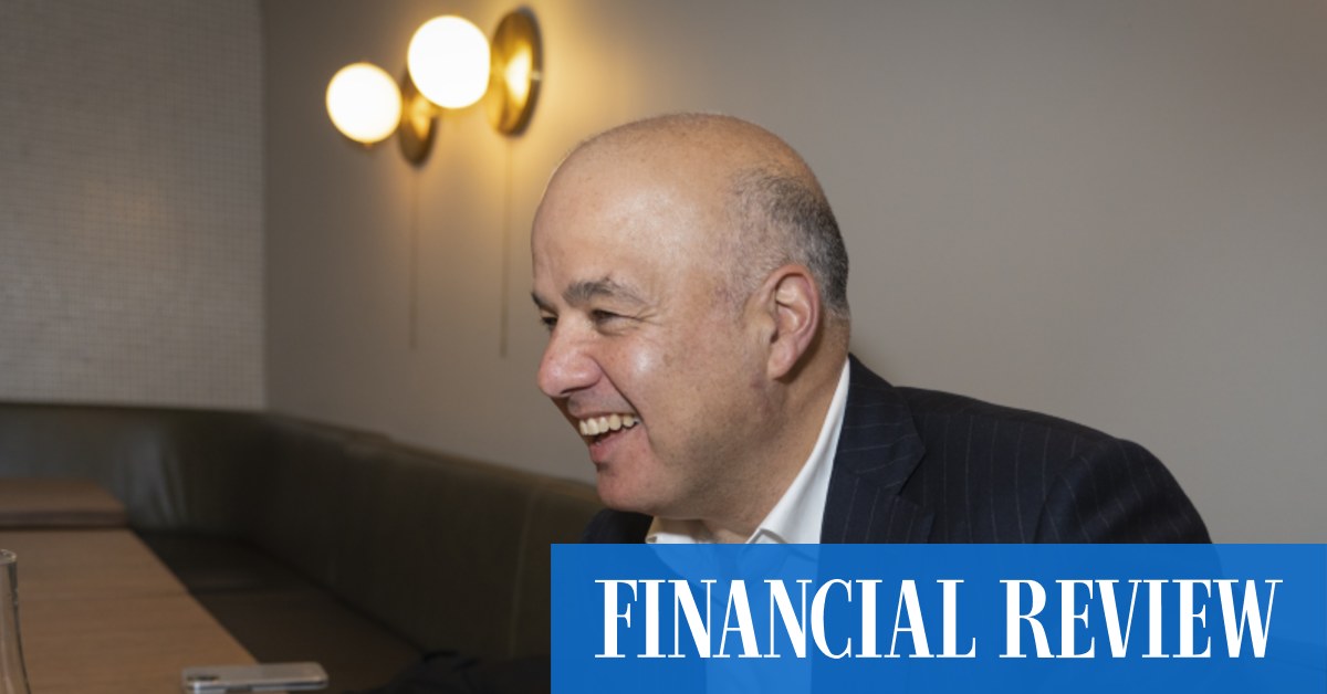 Why the boss of Allens runs with staff (or tries to)