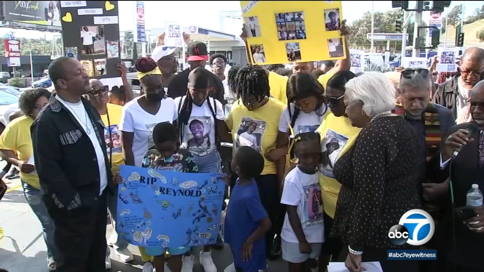 Windsor Hills crash: Prayer vigil honors Asherey Ryan, who was more than 8 months pregnant, and other victims of fiery collision